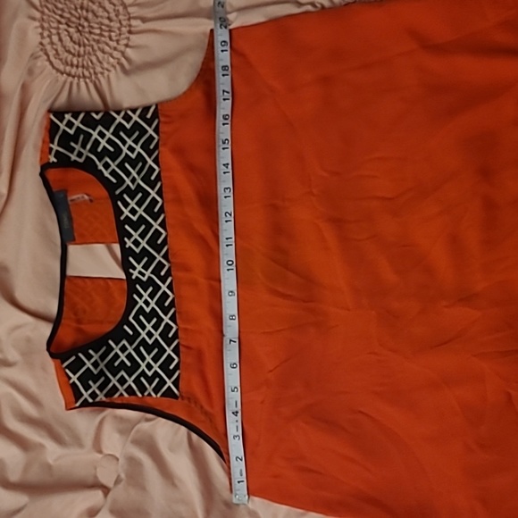 Orange/black crisscross detail tank - Picture 8 of 9